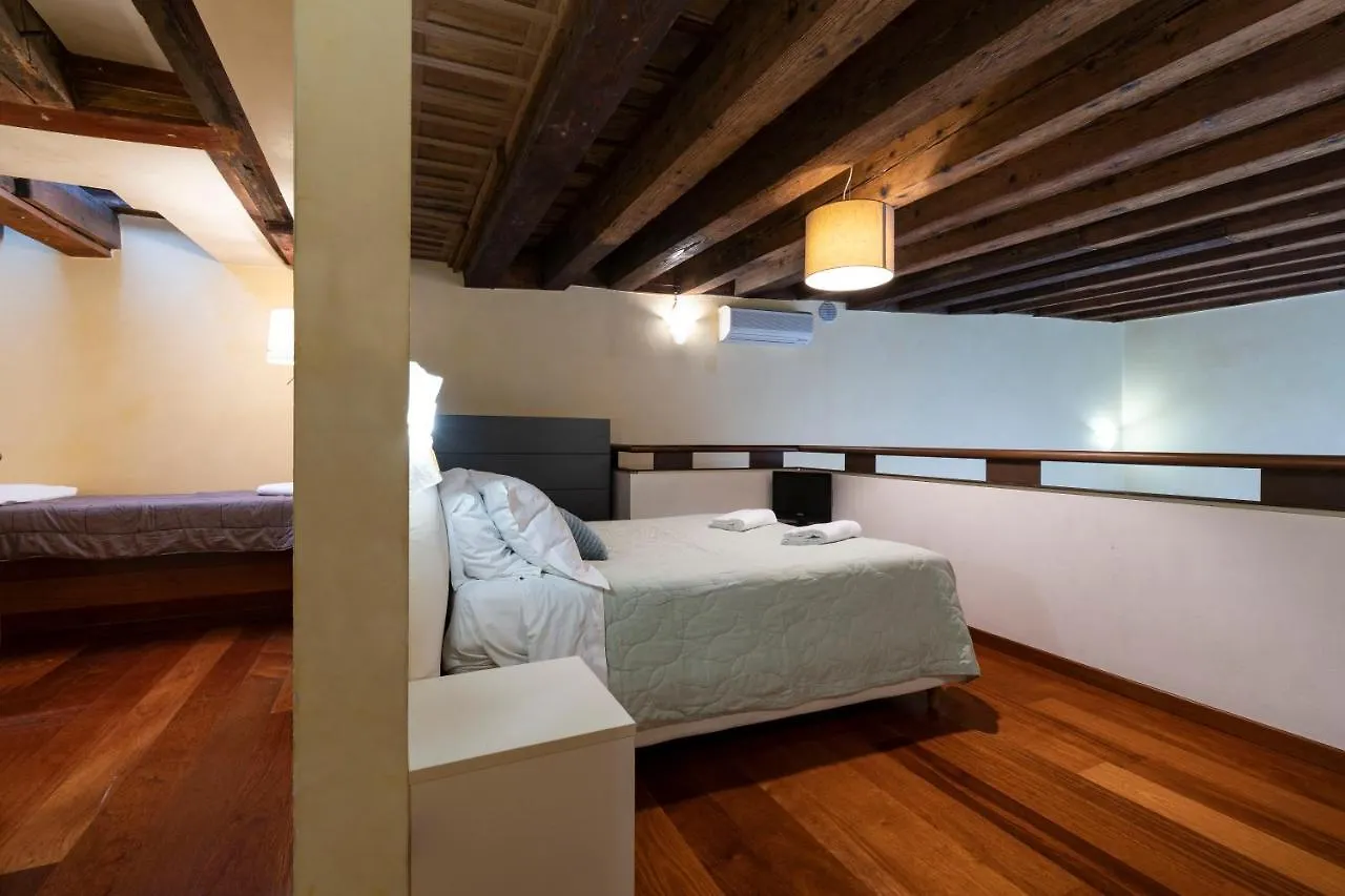 Doge Morosini Palace By Wonderful Italy Venedik